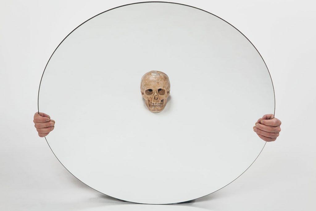 Laurence Dauphinais - Crâne et miroir